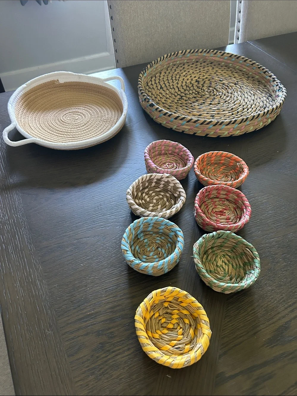 WEAVE Serving tray with 7coasters and additional basket, entertaining piece